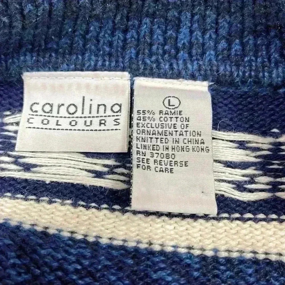 Carolina Colours women’s size large holiday zip up sweater. - Picture 8 of 10